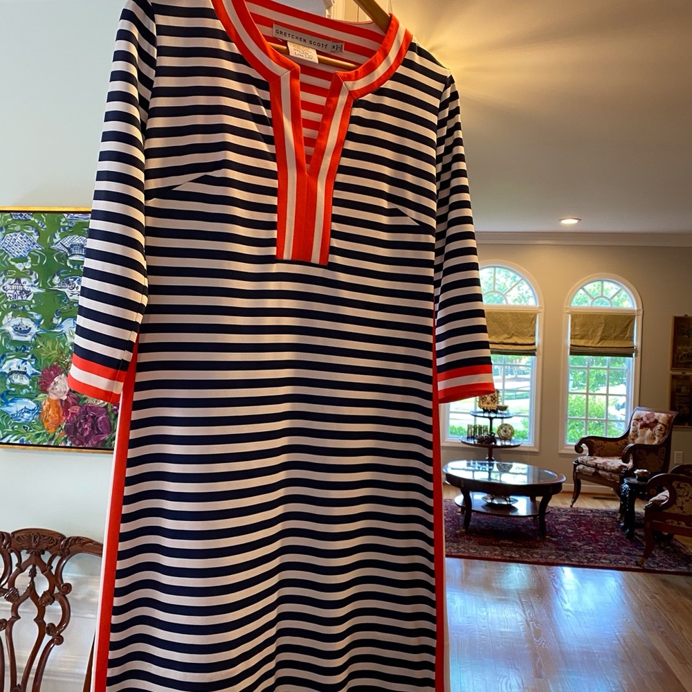 Gretchen Scott split neck navy blue & white striped Everywhere dress size Medium